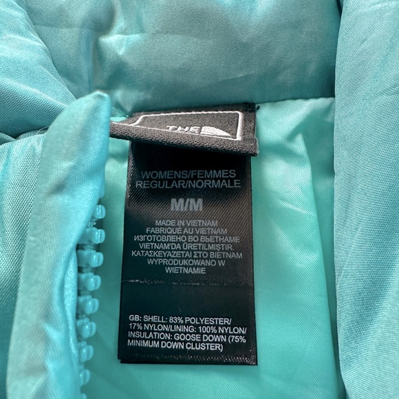 Women’s The North Face Vest Size Medium - Picture 4 of 4